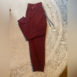 Figs Zamora jogger scrub pants Burgundy